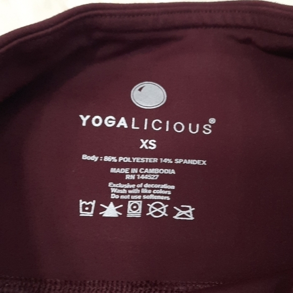 Yogalicious Maroon Athletic Crops - Picture 3 of 5